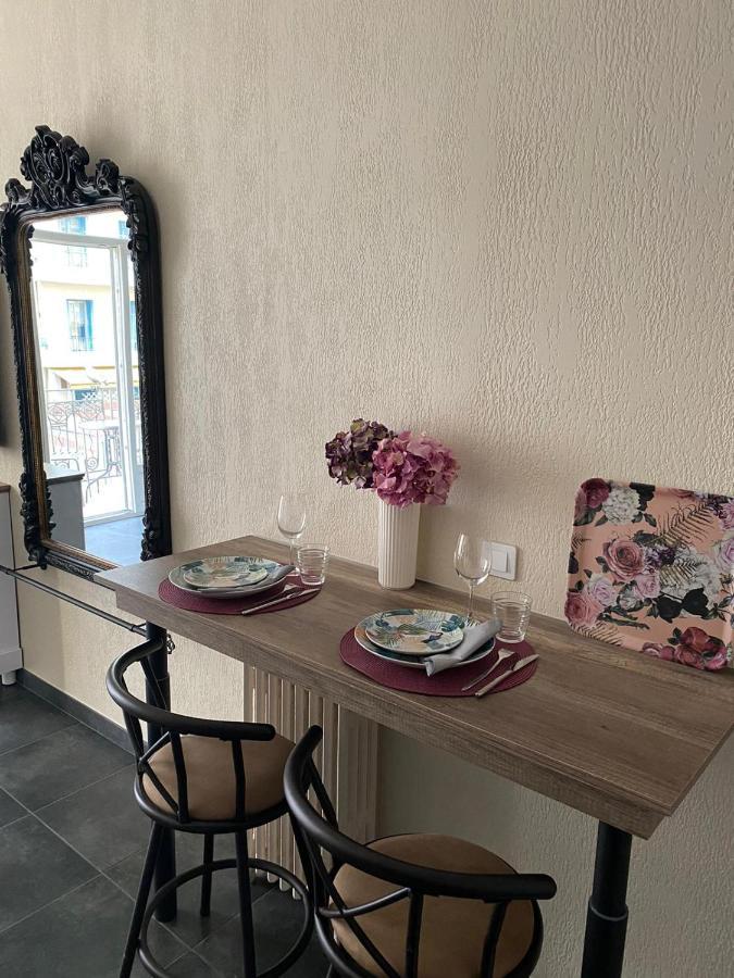 Cozy Studio With A Sea View Nizza Exterior foto